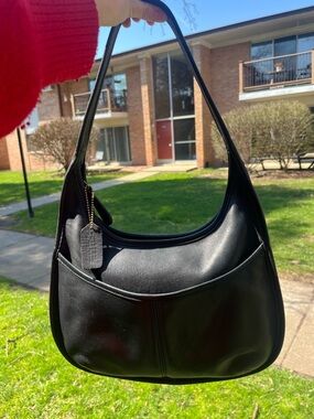 Vintage Coach Ergo Pocket Zip 9033 - Black